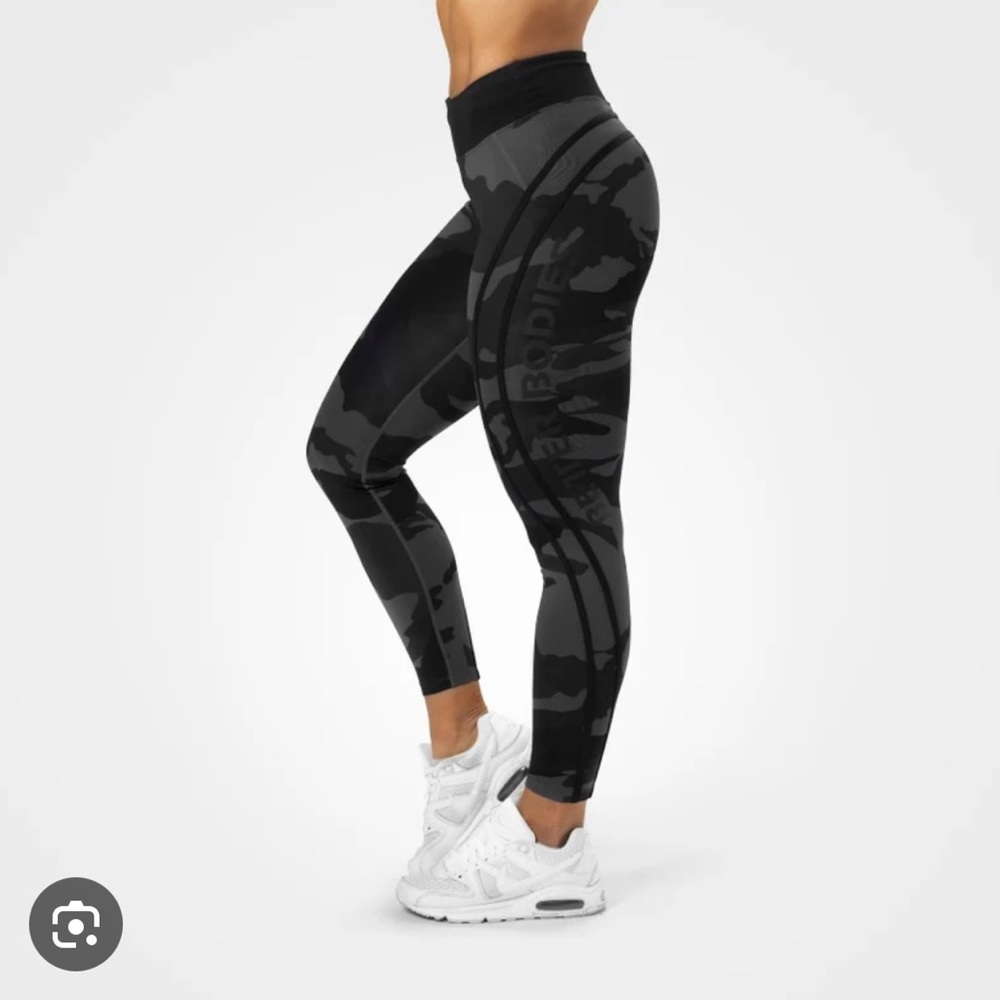 BETTER BODIES Black Camouflage Leggings